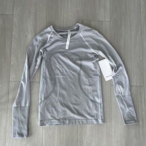 lululemon athletica Gray Long Sleeve Top